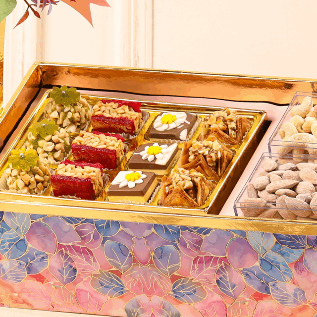 Premium Baklawa Sweet & Savoury Gift Basket - CHARM - Image 5